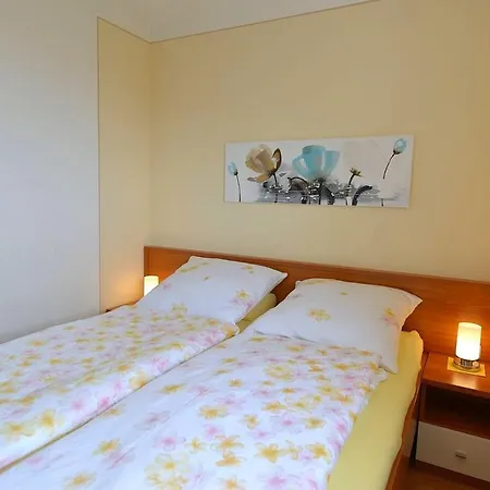 Strandhochhaus Sf12 *